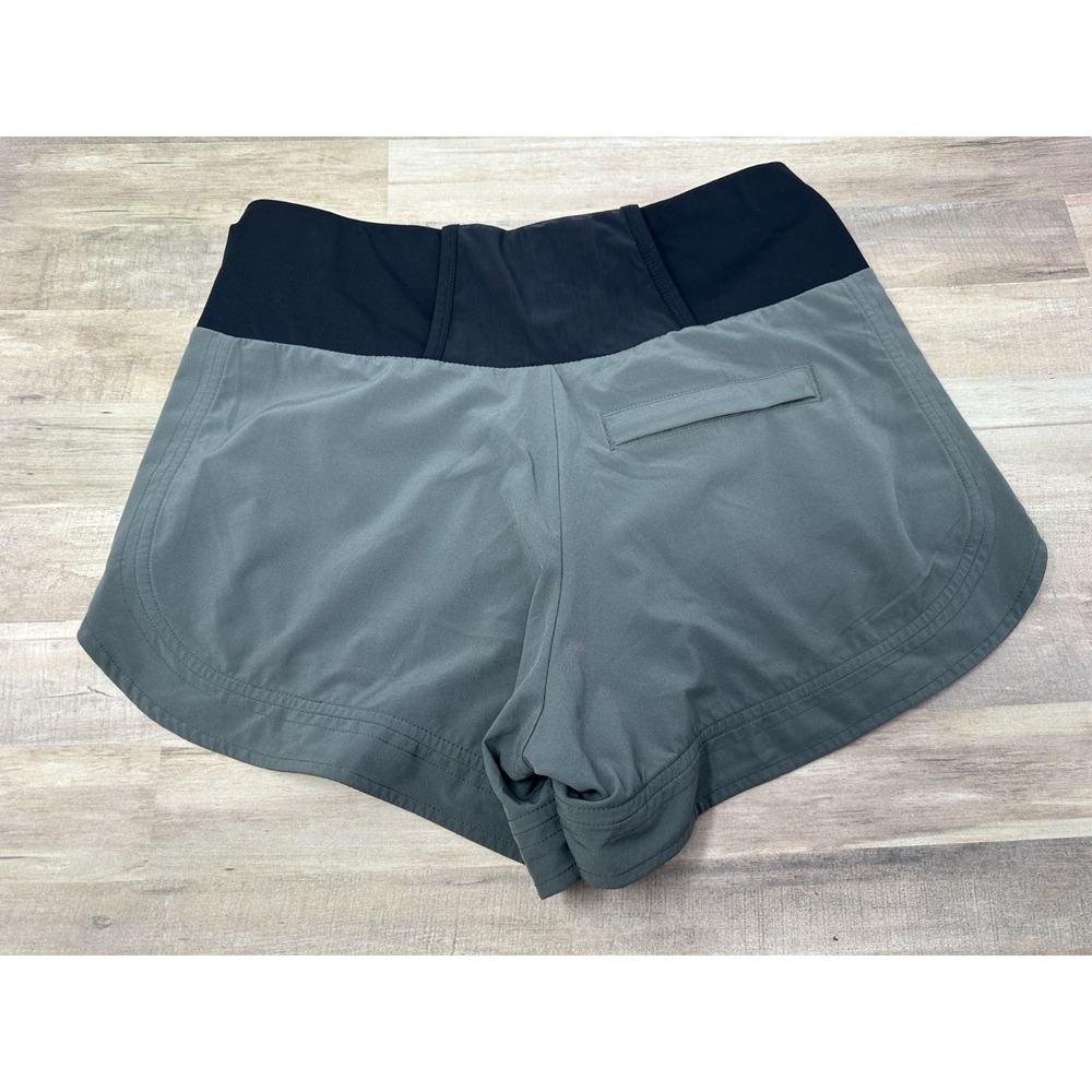 Athleta Women's Size 2 Green/Black‎ Striped Ascender Running Shorts 4" inseam - Picture 9 of 9